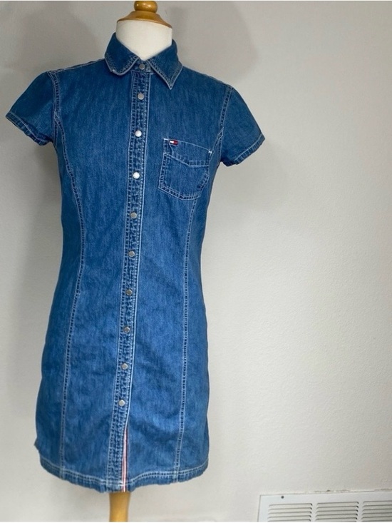 Tommy Hilfiger Dresses & Skirts - Tommy Hilfiger Women's Blue Denim Short Sleeve Button Down Dress Size 4 Western